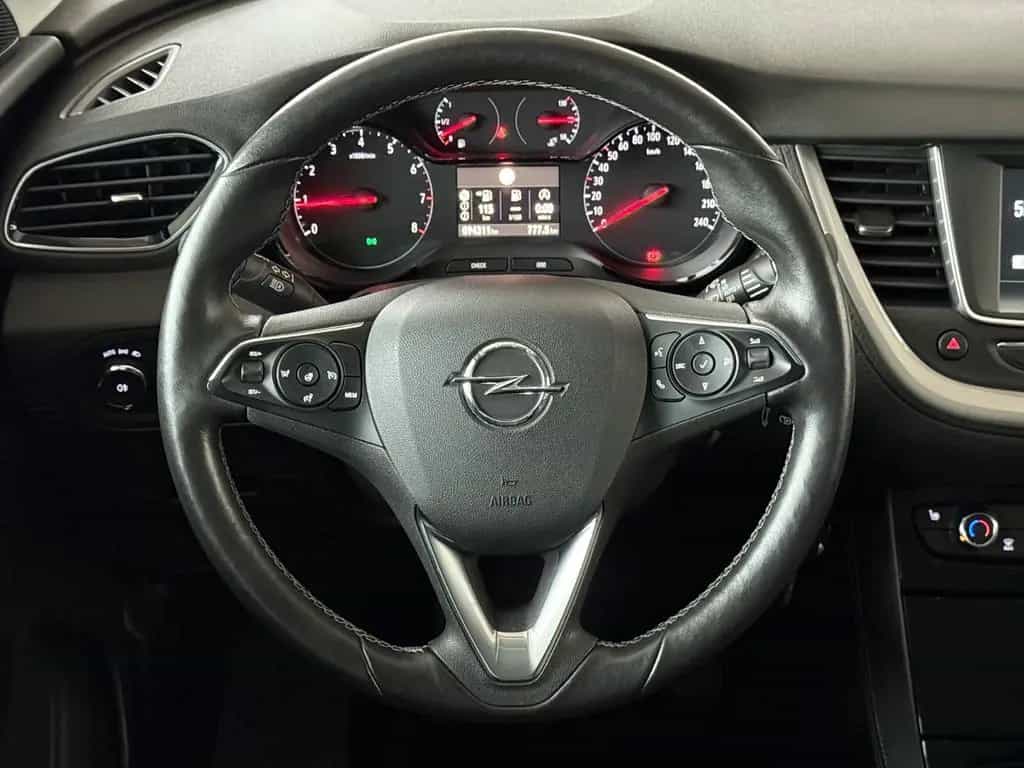 Opel Grandland 06/2019-photo-27