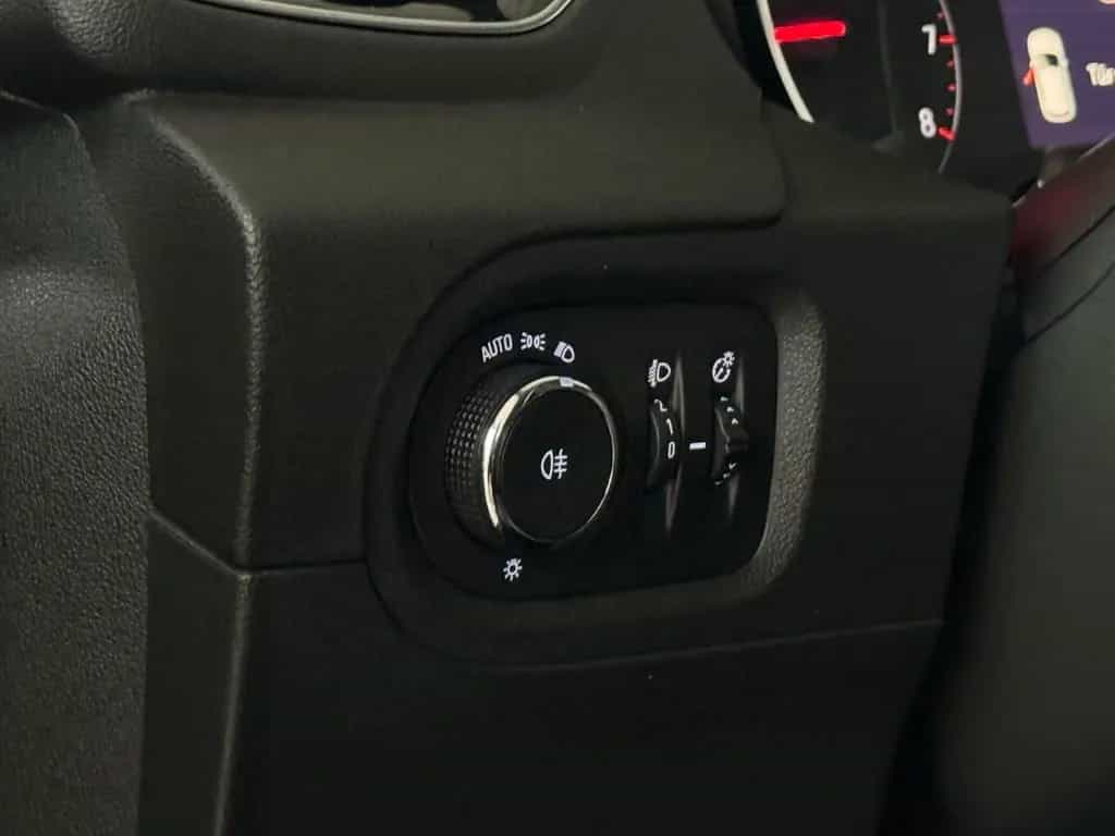 Opel Grandland 06/2019-photo-44