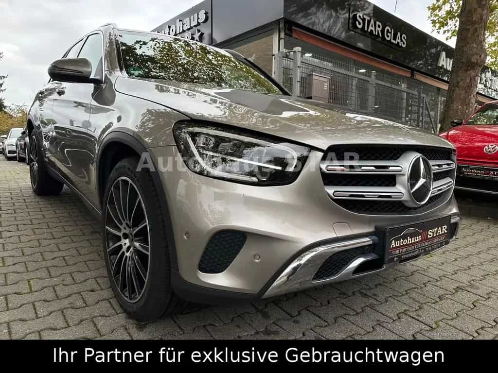 Mercedes-Benz GLC-Class d 4Matic / KAMERA - SITZHZ - AHK - TEMPO 02/2022-photo-0