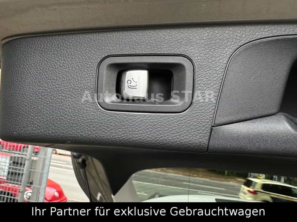 Mercedes-Benz GLC-Class d 4Matic / KAMERA - SITZHZ - AHK - TEMPO 02/2022-photo-19