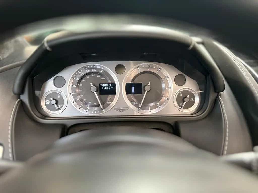 Aston Martin Other Vantage Roadster / 4,7L / Jet Black 07/2008-photo-7
