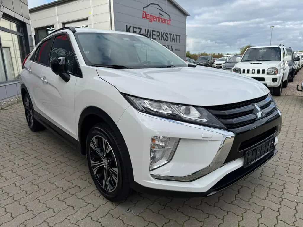 Mitsubishi Eclipse Cross Active+ 4WD ACC NAVI AHK 04/2020-photo-10