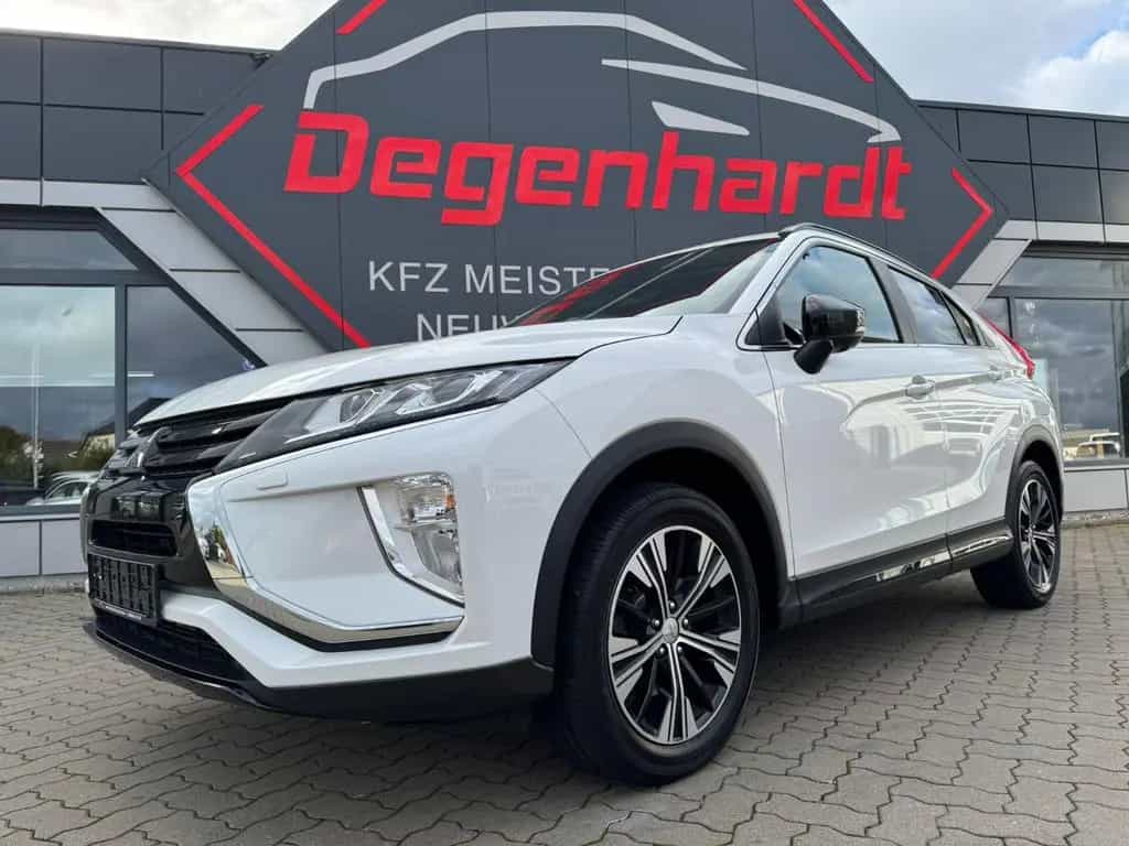 Mitsubishi Eclipse Cross Active+ 4WD ACC NAVI AHK 04/2020-photo-12