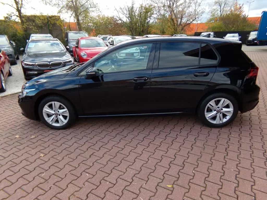 Volkswagen Golf VIII Lim. Life IQ. Light 08/2020-photo-2