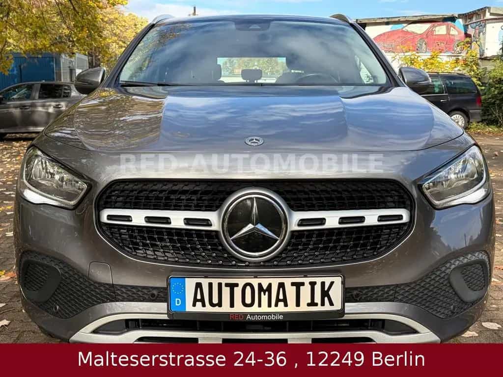 Mercedes-Benz GLA-Class 200"Navi"erst 76 T.km"Tüv Neu" 05/2021-photo-1