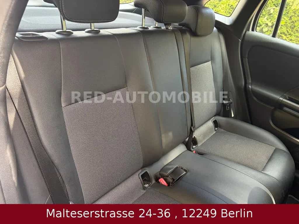 Mercedes-Benz GLA-Class 200"Navi"erst 76 T.km"Tüv Neu" 05/2021-photo-14