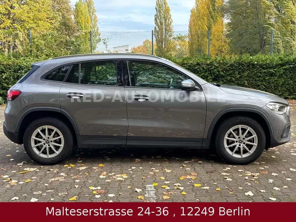 Mercedes-Benz GLA-Class 200"Navi"erst 76 T.km"Tüv Neu" 05/2021-photo-3