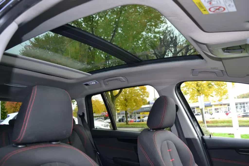 BMW 2 Series 218i Gran Tourer Aut. Sport Line*Pano*Sitzheizun 04/2016-photo-17