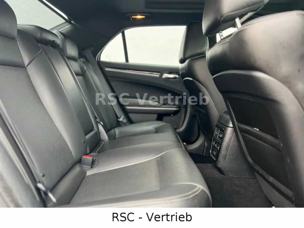 Chrysler 300C /300S*Panorama*Deutsches Fahrzeug seit EZ! 08/2021-photo-11