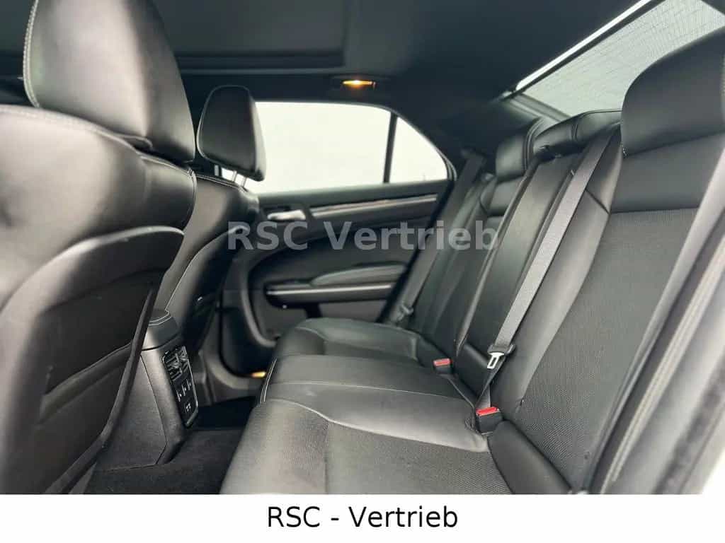 Chrysler 300C /300S*Panorama*Deutsches Fahrzeug seit EZ! 08/2021-photo-12