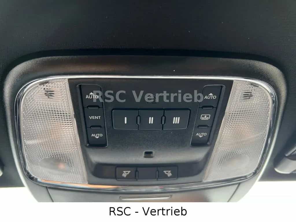 Chrysler 300C /300S*Panorama*Deutsches Fahrzeug seit EZ! 08/2021-photo-24