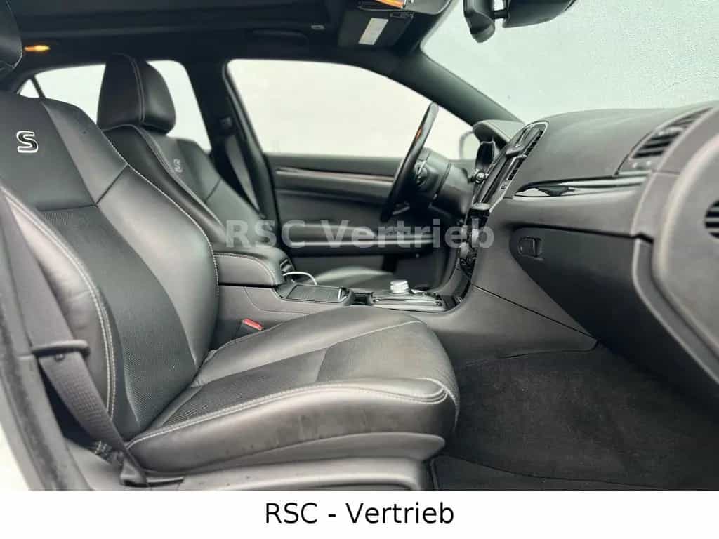Chrysler 300C /300S*Panorama*Deutsches Fahrzeug seit EZ! 08/2021-photo-9