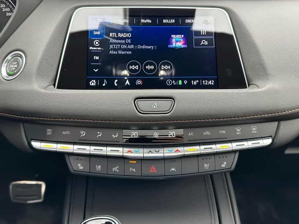 Cadillac XT4 350T AWD Sport mit *WERKSGARANTIE* 07/2024-photo-9