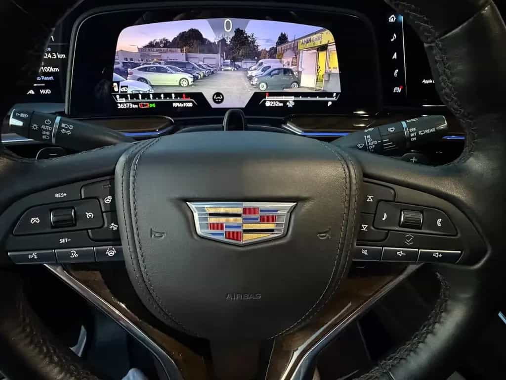 Cadillac Escalade 600 ESV 6.2 PREMIUM Lang 09/2023-photo-15