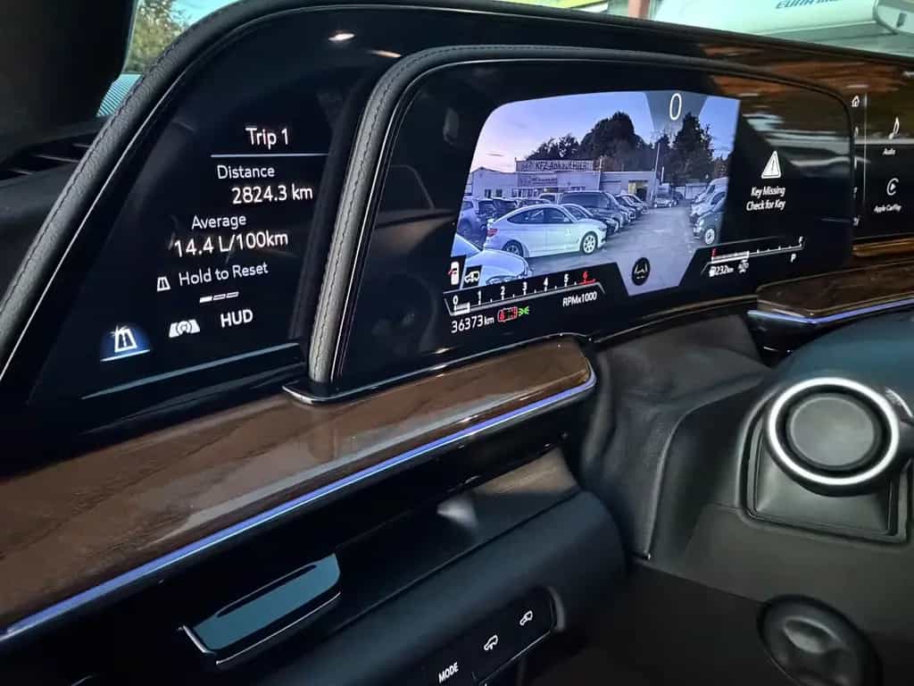 Cadillac Escalade 600 ESV 6.2 PREMIUM Lang 09/2023-photo-18