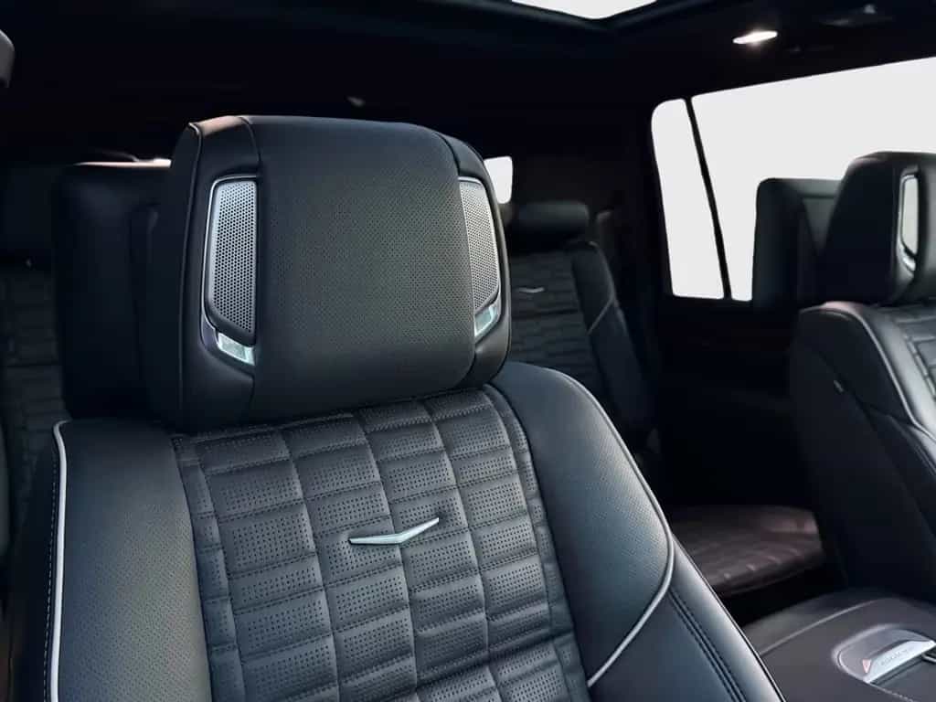 Cadillac Escalade 600 ESV 6.2 PREMIUM Lang 09/2023-photo-25