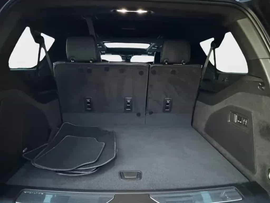 Cadillac Escalade 600 ESV 6.2 PREMIUM Lang 09/2023-photo-27