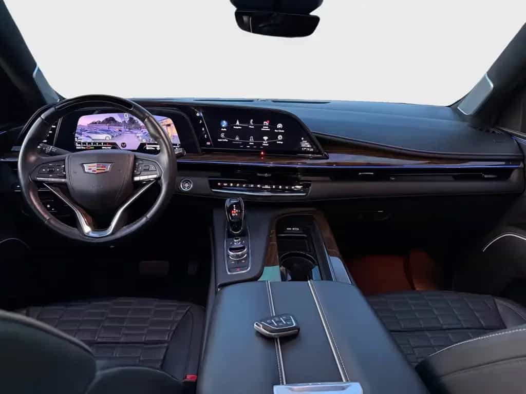 Cadillac Escalade 600 ESV 6.2 PREMIUM Lang 09/2023-photo-7