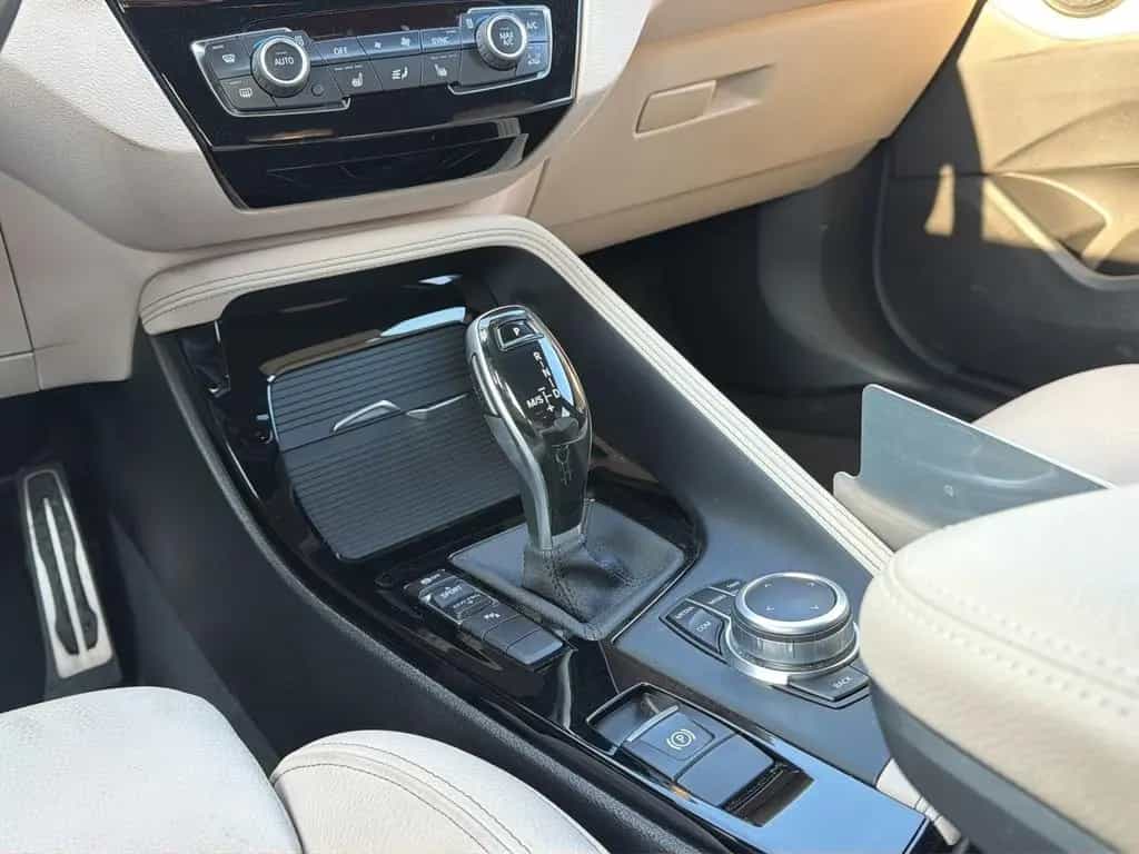 BMW X2 sDrive20i RFK LORDOSE SPORTSITZE LED SHZ DAB 05/2021-photo-12