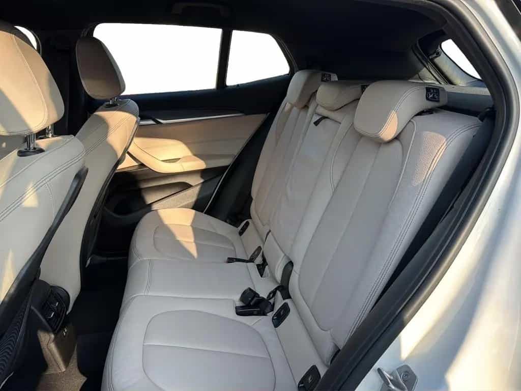 BMW X2 sDrive20i RFK LORDOSE SPORTSITZE LED SHZ DAB 05/2021-photo-17