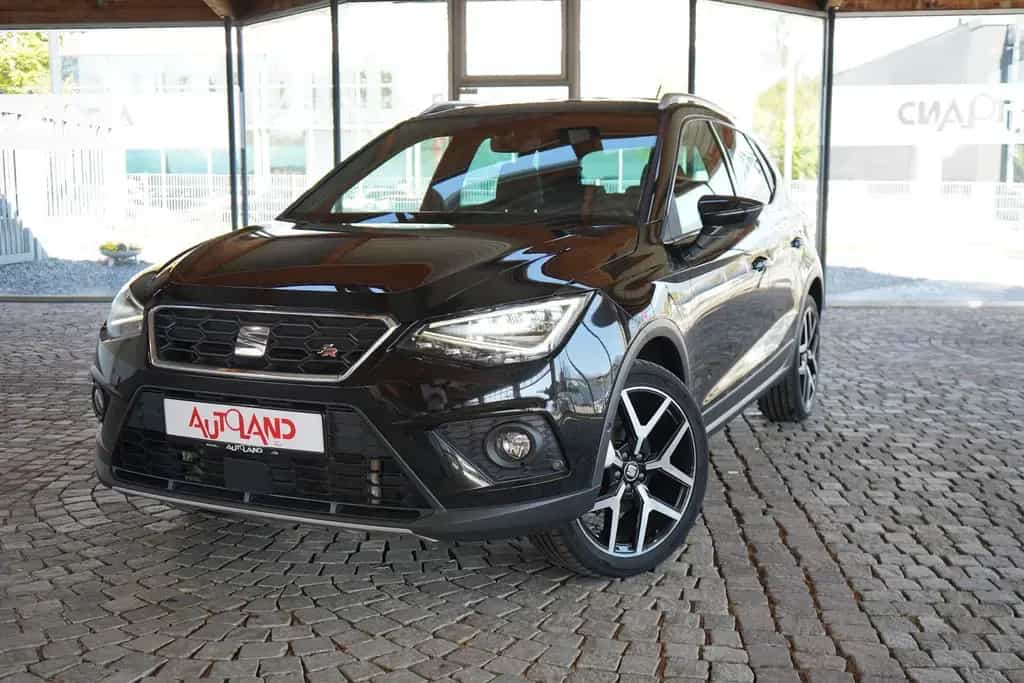Seat Arona 1.5 TSI DSG FR Beats AHK Kamera Totwinkel 05/2021-photo-1
