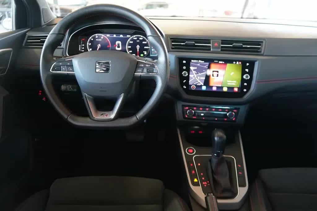 Seat Arona 1.5 TSI DSG FR Beats AHK Kamera Totwinkel 05/2021-photo-11