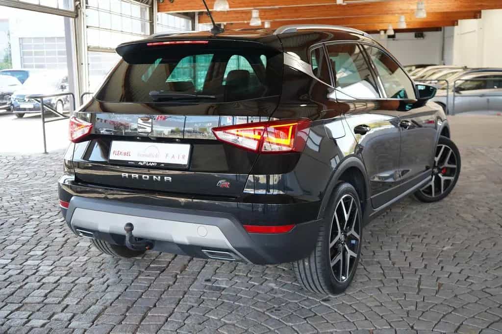 Seat Arona 1.5 TSI DSG FR Beats AHK Kamera Totwinkel 05/2021-photo-4