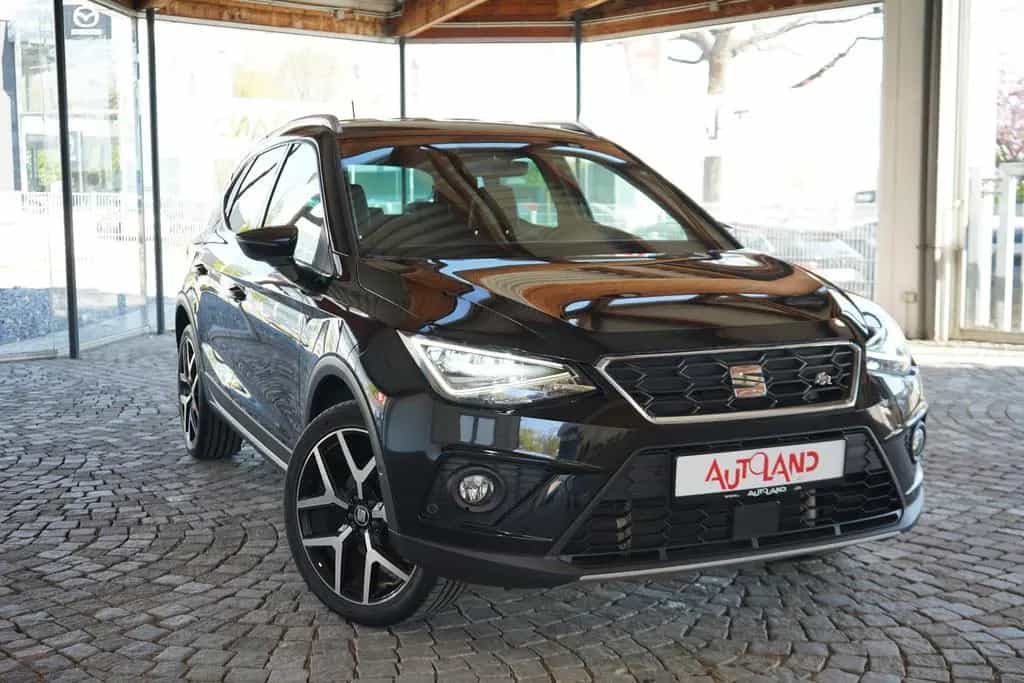Seat Arona 1.5 TSI DSG FR Beats AHK Kamera Totwinkel 05/2021-photo-6