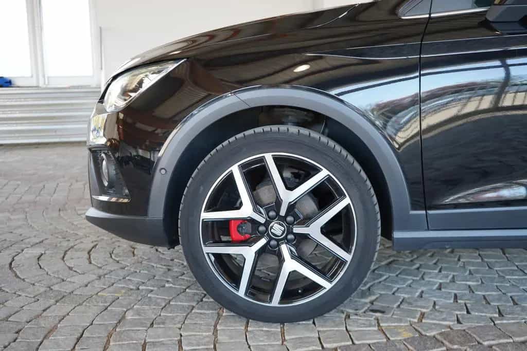 Seat Arona 1.5 TSI DSG FR Beats AHK Kamera Totwinkel 05/2021-photo-8
