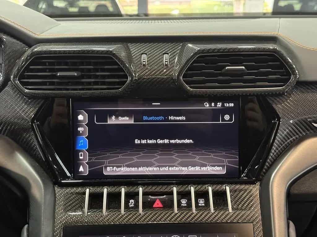 Lamborghini Urus Carbon Paket Interieur&Exterieur +PANO+B&O+ 04/2021-photo-27