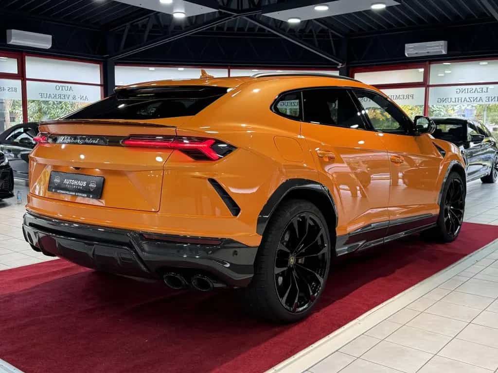 Lamborghini Urus Carbon Paket Interieur&Exterieur +PANO+B&O+ 04/2021-photo-4