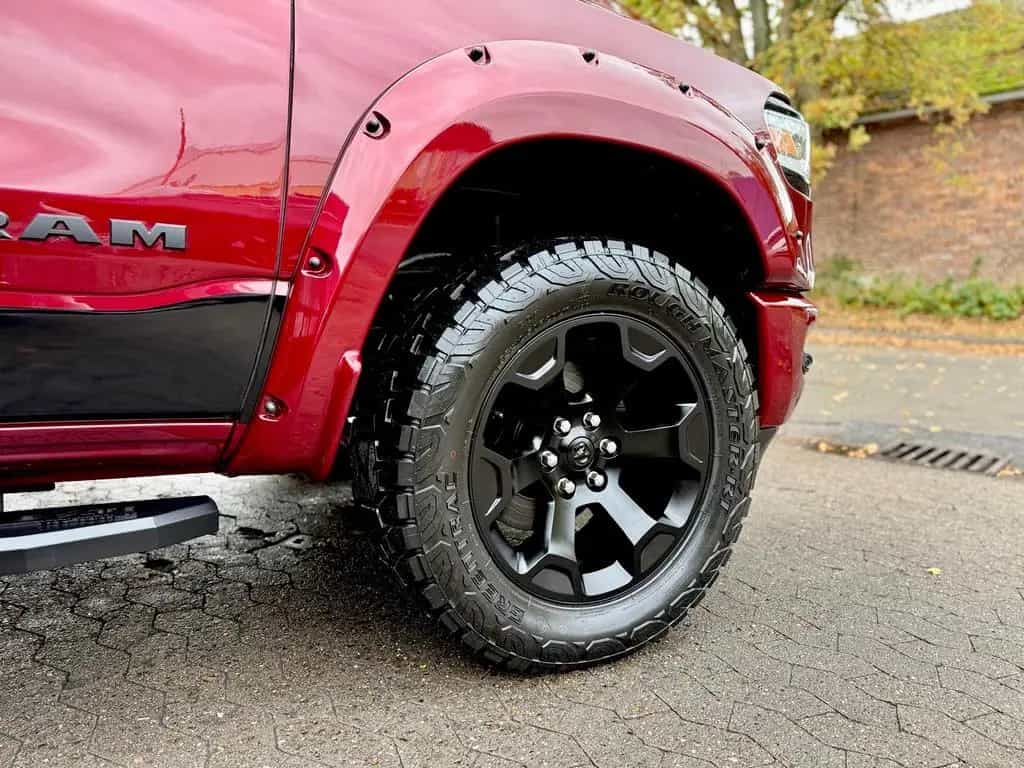 Dodge RAM LIMITED*4X4*OFFROAD*LIFT*ROLLBAR*AHK*NAVI*LED* 09/2019-photo-18