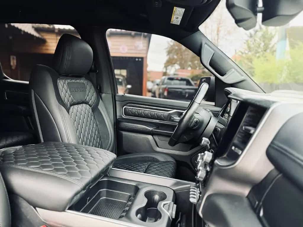 Dodge RAM LIMITED*4X4*OFFROAD*LIFT*ROLLBAR*AHK*NAVI*LED* 09/2019-photo-41