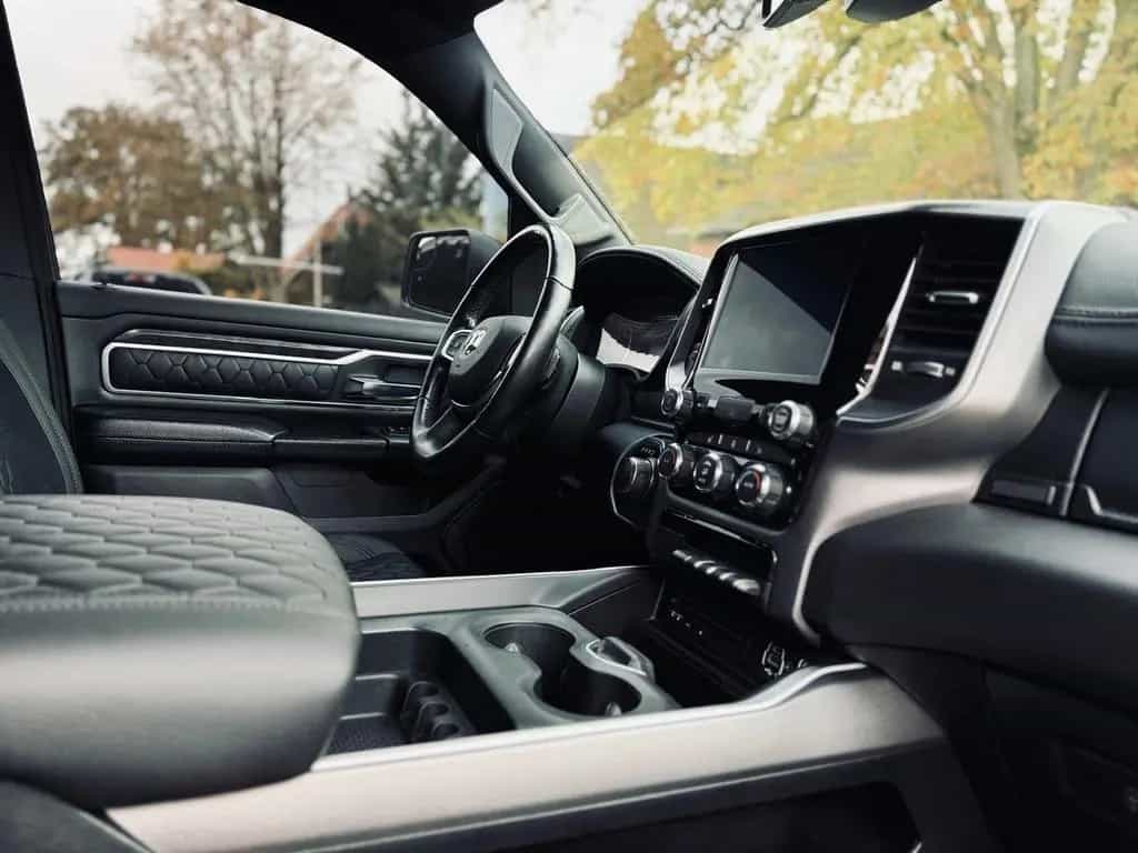 Dodge RAM LIMITED*4X4*OFFROAD*LIFT*ROLLBAR*AHK*NAVI*LED* 09/2019-photo-44