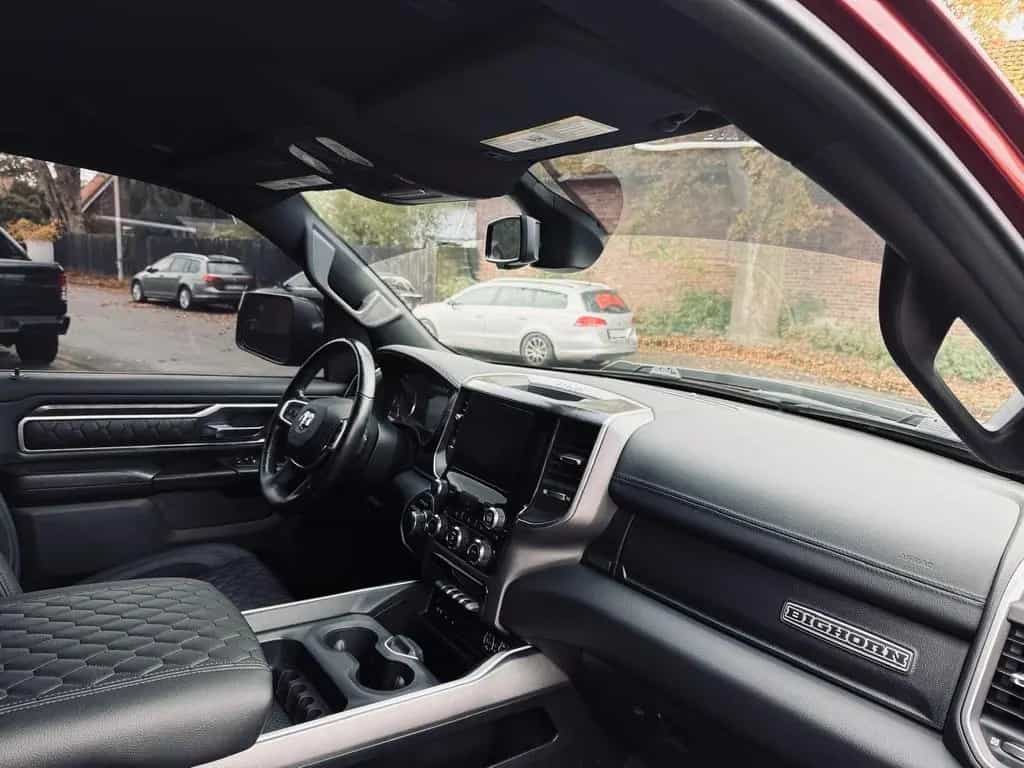 Dodge RAM LIMITED*4X4*OFFROAD*LIFT*ROLLBAR*AHK*NAVI*LED* 09/2019-photo-46