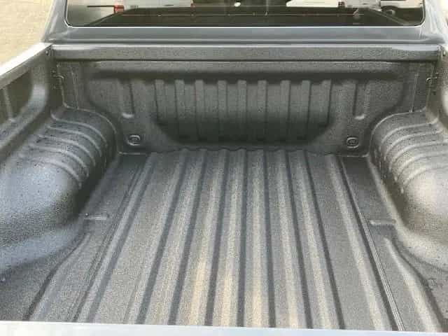 Isuzu D-Max MY 25 Double Cab V-Cross AT 11/2025-photo-9