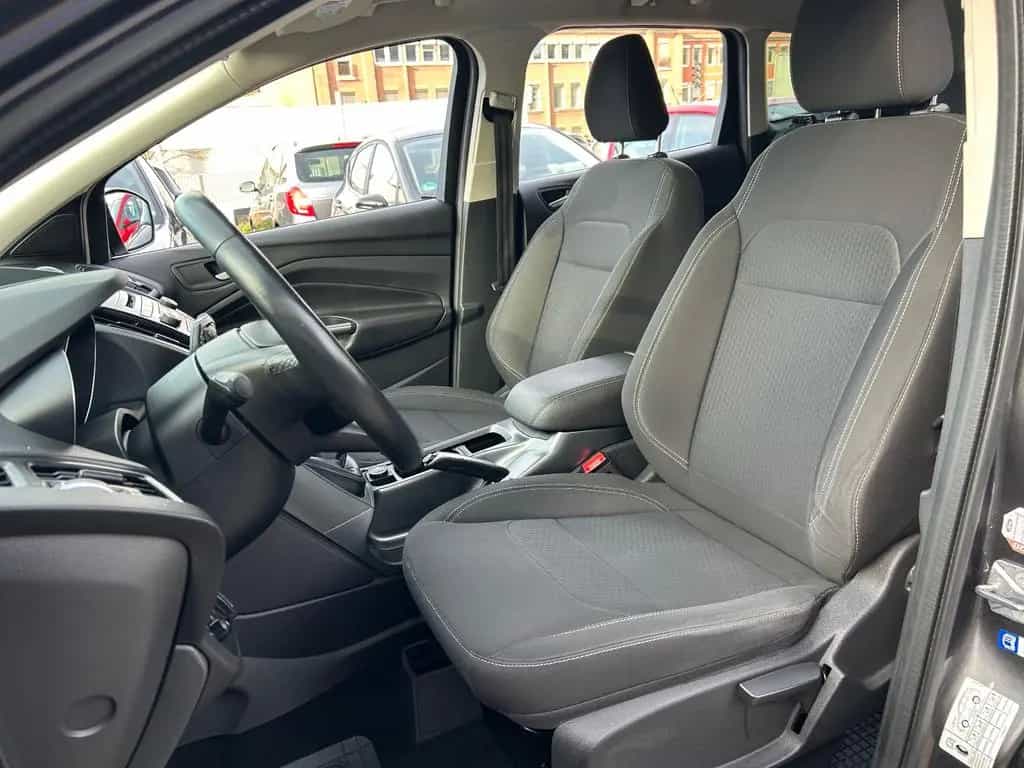 Ford Kuga Trend 04/2018-photo-16