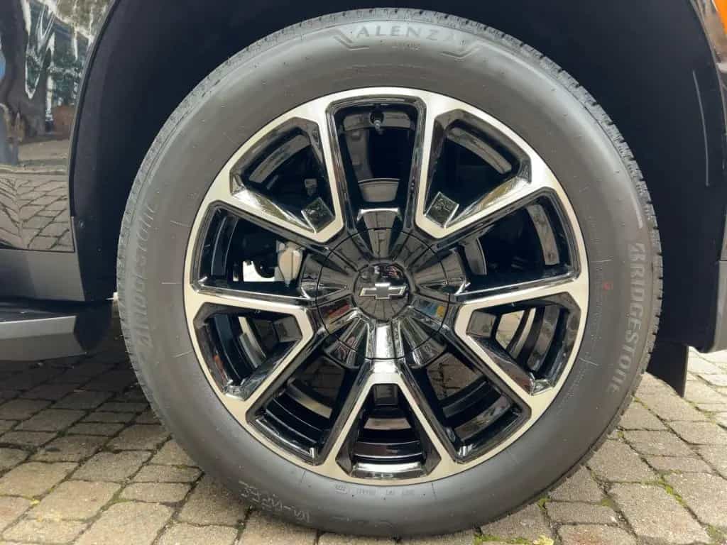 Chevrolet Tahoe 2025 RST 4WD 48 Monate Garantie 10/2025-photo-6