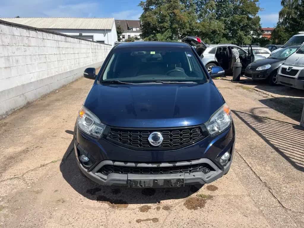 Ssangyong Korando 2.0 e-XGi 200 Crystal 2WD*Klima 07/2015-photo-1