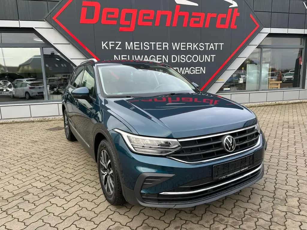 Volkswagen Tiguan Life LED Car Play ACC Lane Kamera 02/2021-photo-14