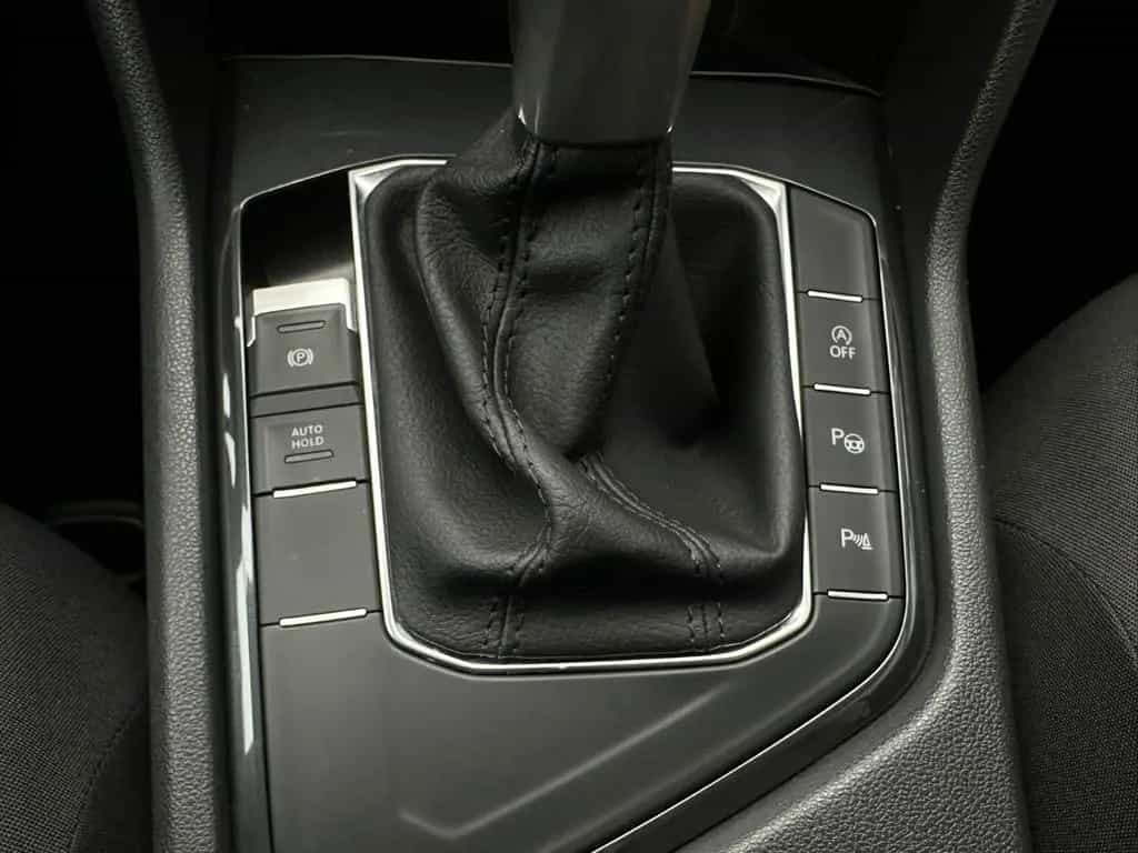 Volkswagen Tiguan Life LED Car Play ACC Lane Kamera 02/2021-photo-17