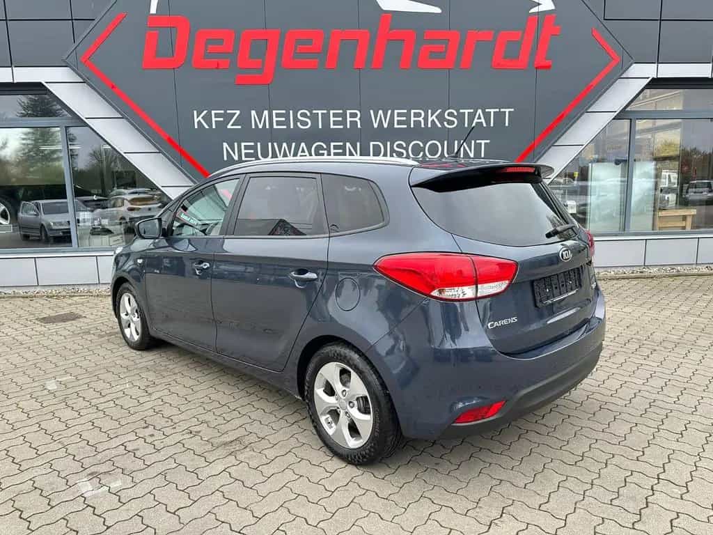 Kia Carens Spirit 7-Sitze Lenkradhzg Kamera BT Temp 11/2015-photo-9