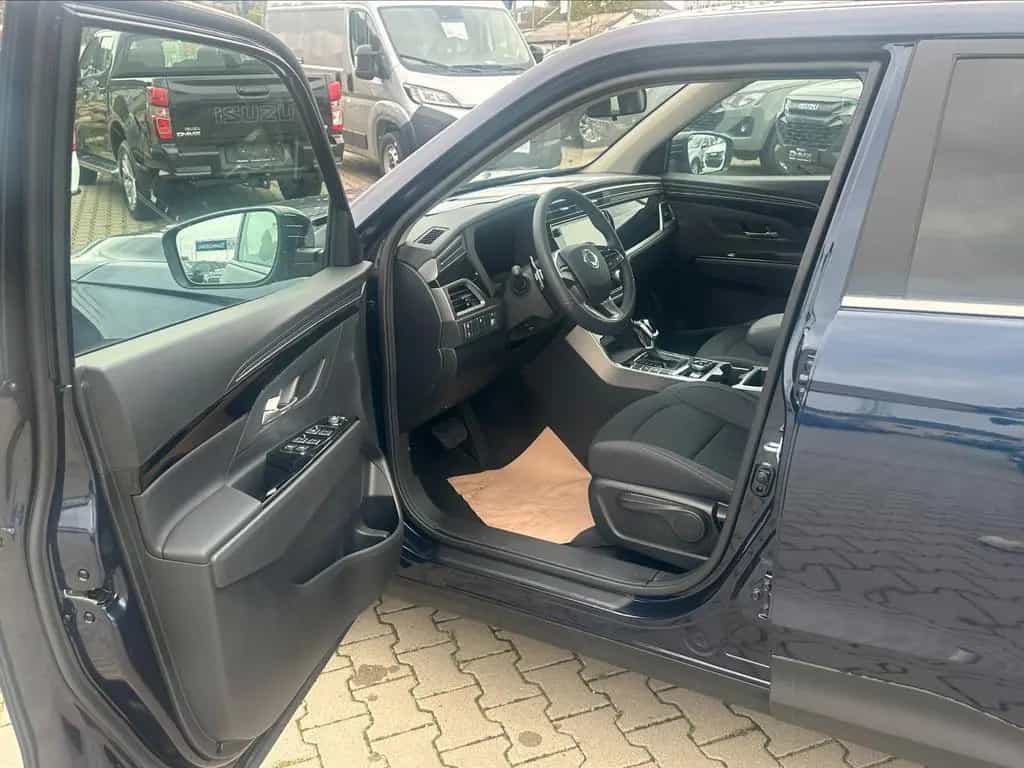 KGM Korando 1.5 T-GDI Nomad 10/2025-photo-9