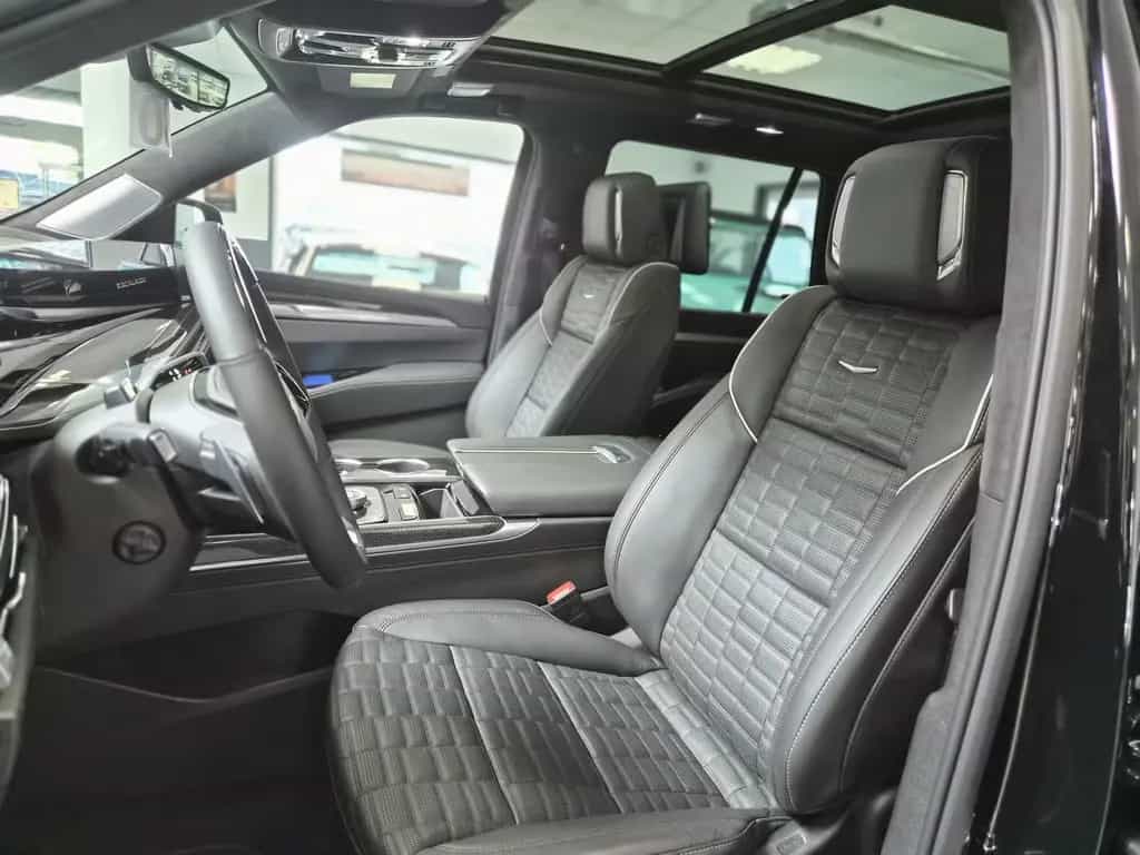 Cadillac Escalade V-Series MY2026 692 PS VOLL!!!!! null-photo-21