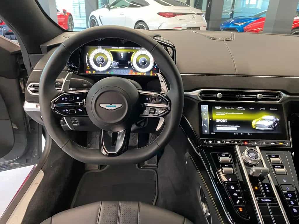 Aston Martin V8 Vantage MY25 China Grey 10/2025-photo-11