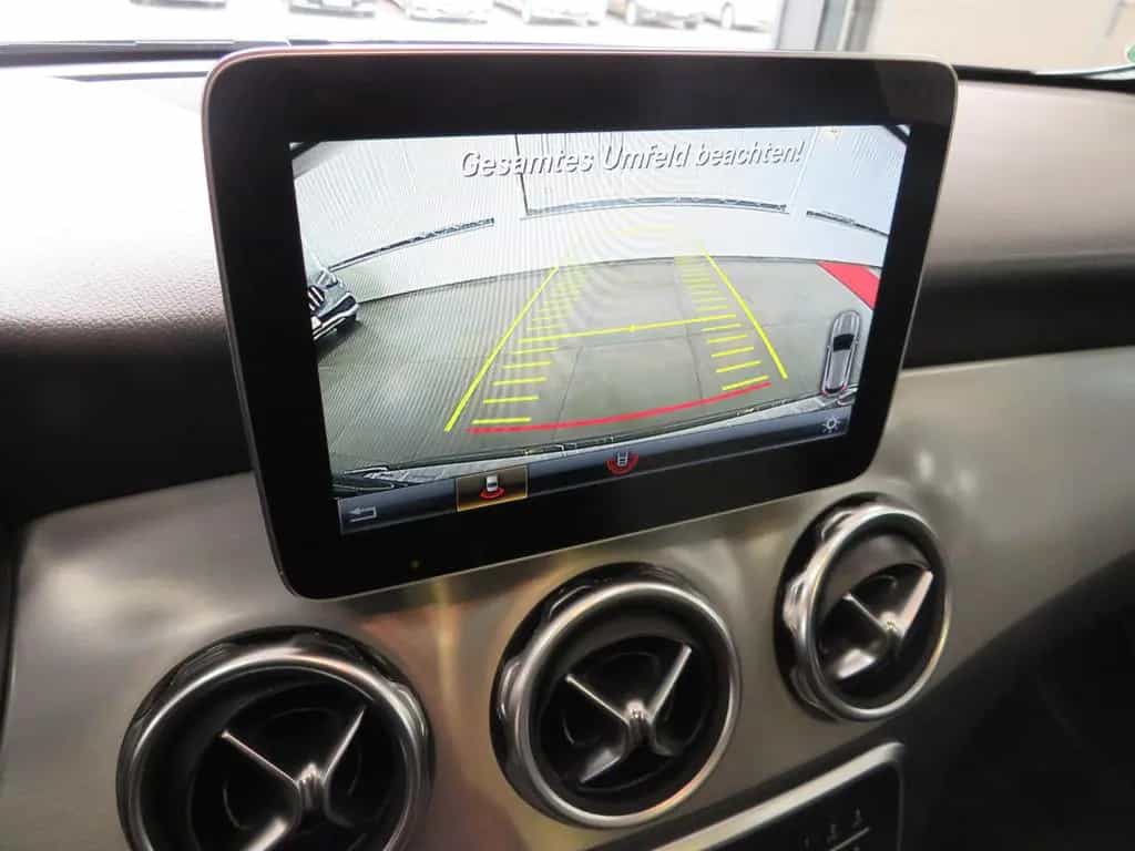 Mercedes-Benz GLA-Class 250 4Matic AMG Line * GARANTIE * 09/2019-photo-16