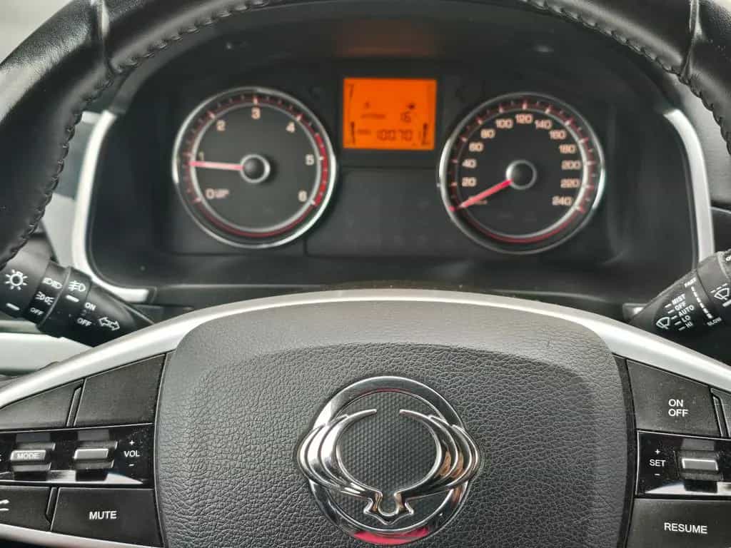 Ssangyong Korando Crystal 4x2 TÜV Sept./2027 08/2018-photo-15