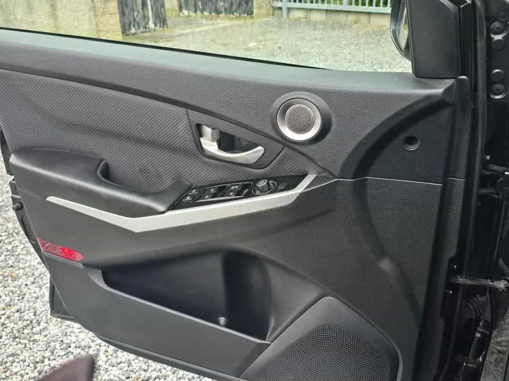 Ssangyong Korando Crystal 4x2 TÜV Sept./2027 08/2018-photo-16