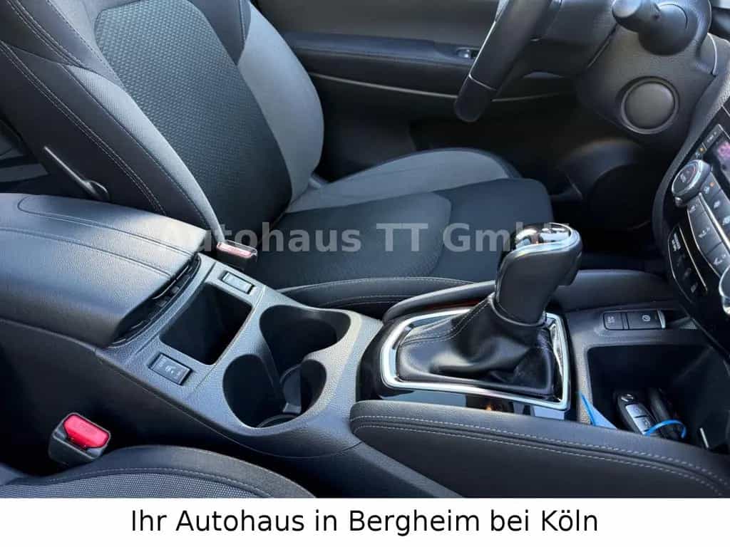 Nissan Qashqai 1.3 DIG-T DCT Zama LED°NAVI*360°CAM°PANO 03/2021-photo-16