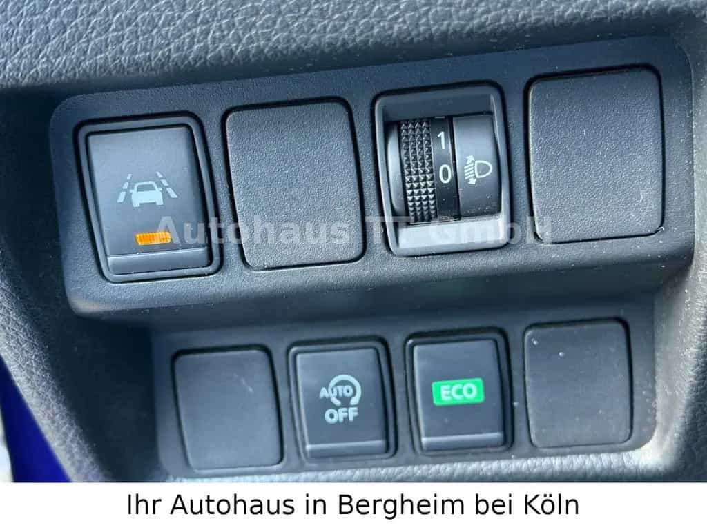 Nissan Qashqai 1.3 DIG-T DCT Zama LED°NAVI*360°CAM°PANO 03/2021-photo-19
